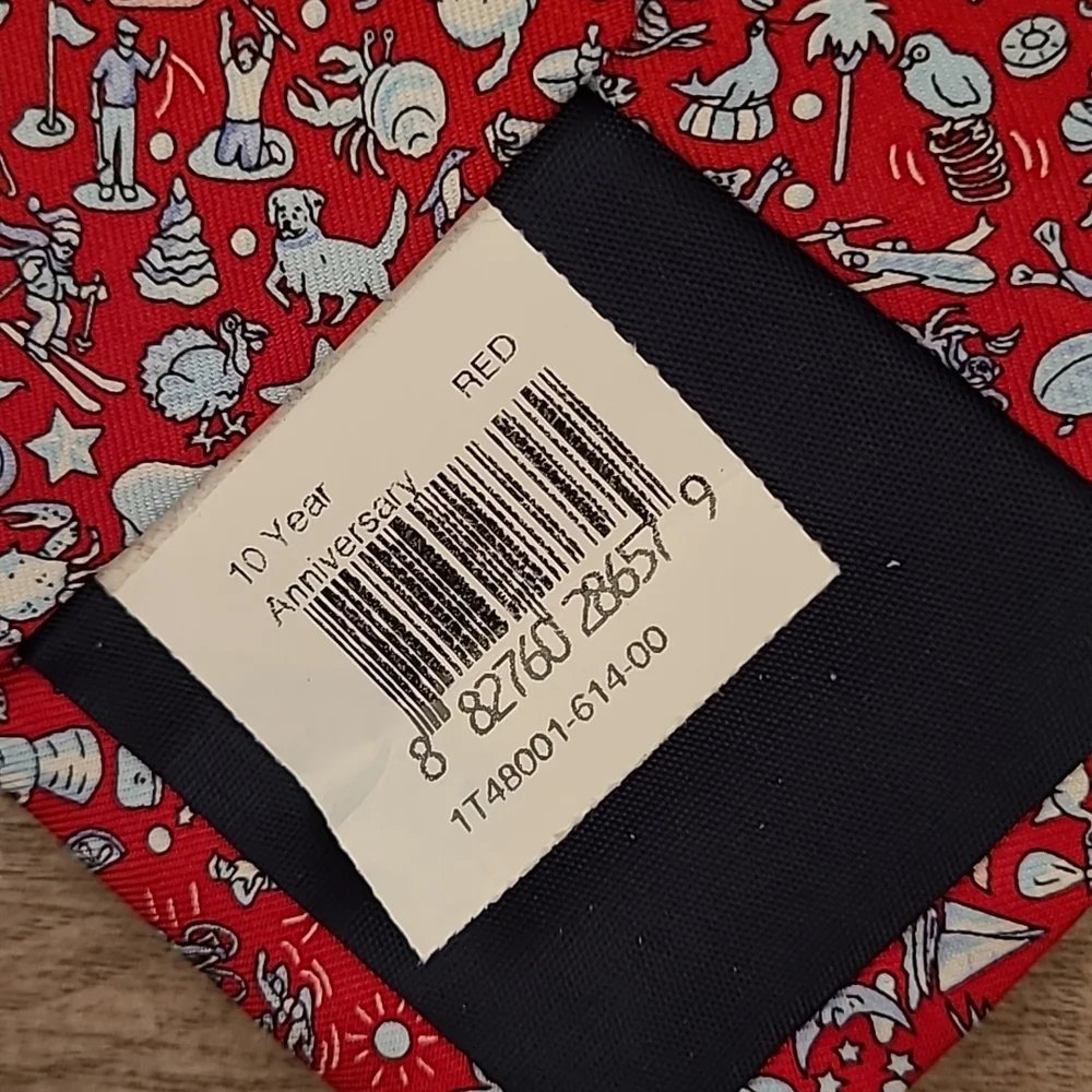 VINEYARD VINES‎ Red Whimsical Patterns 10th Year Anniversary Mens Silk Tie NEW